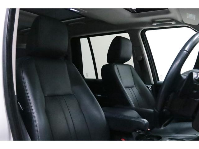 ディスカバリー SE 後期/3L/ブラックデザインパック/20インチアルミ/アダプティブクルーズコントロール/ブラインドスポットモニター/サイドステップ/前後シートヒーター/地デジ/プライバシーガラス/電動サンルーフ(4枚目)