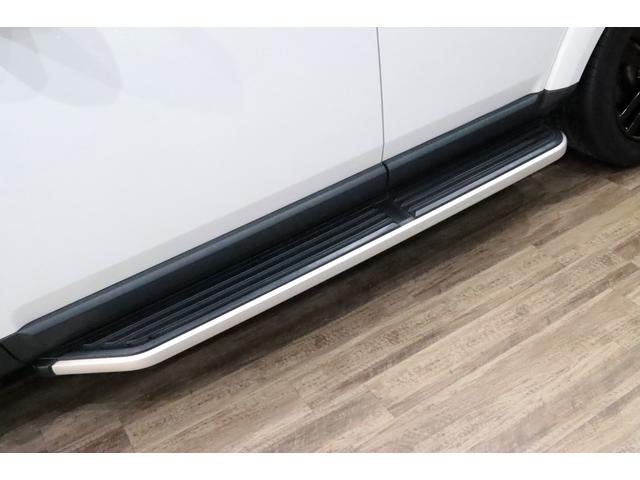 ディスカバリー SE 後期/3L/ブラックデザインパック/20インチアルミ/アダプティブクルーズコントロール/ブラインドスポットモニター/サイドステップ/前後シートヒーター/地デジ/プライバシーガラス/電動サンルーフ(17枚目)