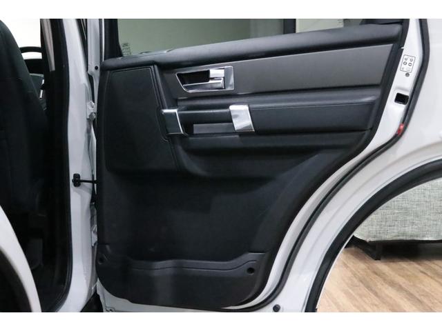 ディスカバリー SE 後期/3L/ブラックデザインパック/20インチアルミ/アダプティブクルーズコントロール/ブラインドスポットモニター/サイドステップ/前後シートヒーター/地デジ/プライバシーガラス/電動サンルーフ(55枚目)