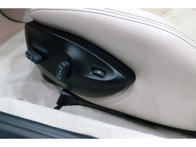 グラントゥーリズモ スポーツ MCオートシフト 右H/20AW/D記録6枚/内装ベタ付きリペア済み/Panasonicタッチスクリ-ンナビ/地デジ/バックカメラ/バルブリモコン/カラ-ドシ-トバック/トライデントステッチ/カラ-ドブレ-キキャリパ-(19枚目)