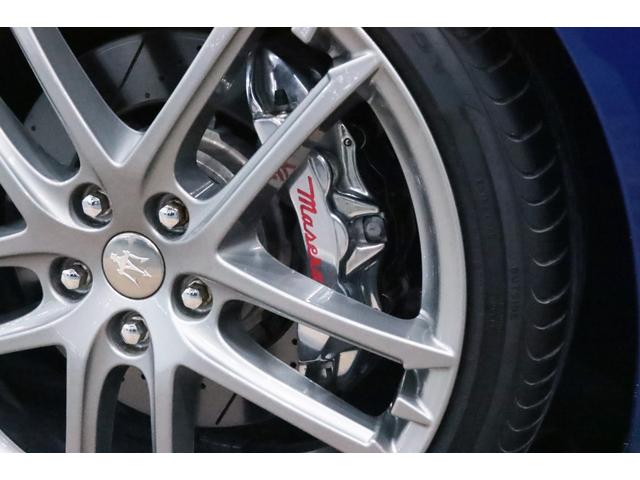 グラントゥーリズモ スポーツ MCオートシフト 右H/20AW/D記録6枚/内装ベタ付きリペア済み/Panasonicタッチスクリ-ンナビ/地デジ/バックカメラ/バルブリモコン/カラ-ドシ-トバック/トライデントステッチ/カラ-ドブレ-キキャリパ-(26枚目)