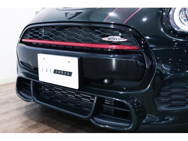ＭＩＮＩ ジョンクーパーワークス　６ＭＴ／ＲＥＭＵＳ／ＫＷ／ＯＺ　Ｒａｃｉｎｇ　１７インチアルミ／ｈａｒｍａｎｋａｒｄｏｎ／後期／ＡｐｐｌｅＣａｒｐｌａｙ／Ｄｕｅｉｌ　ＡＧ／ＮＭ　Ｅｎｇｉｎｅｅｒｉｎｇ／ＡＣＣ／バックカメラ／（27枚目）