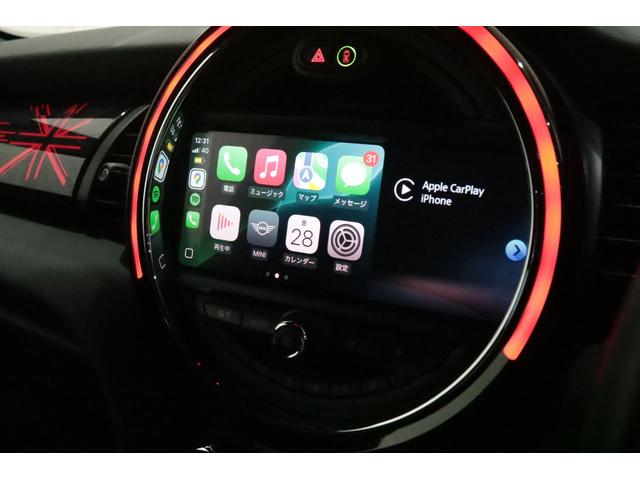 ＭＩＮＩ ジョンクーパーワークス　６ＭＴ／ＲＥＭＵＳ／ＫＷ／ＯＺ　Ｒａｃｉｎｇ　１７インチアルミ／ｈａｒｍａｎｋａｒｄｏｎ／後期／ＡｐｐｌｅＣａｒｐｌａｙ／Ｄｕｅｉｌ　ＡＧ／ＮＭ　Ｅｎｇｉｎｅｅｒｉｎｇ／ＡＣＣ／バックカメラ／（57枚目）