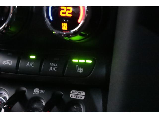 ＭＩＮＩ ジョンクーパーワークス　６ＭＴ／ＲＥＭＵＳ／ＫＷ／ＯＺ　Ｒａｃｉｎｇ　１７インチアルミ／ｈａｒｍａｎｋａｒｄｏｎ／後期／ＡｐｐｌｅＣａｒｐｌａｙ／Ｄｕｅｉｌ　ＡＧ／ＮＭ　Ｅｎｇｉｎｅｅｒｉｎｇ／ＡＣＣ／バックカメラ／（67枚目）