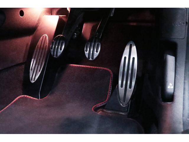 ＭＩＮＩ ジョンクーパーワークス　６ＭＴ／ＲＥＭＵＳ／ＫＷ／ＯＺ　Ｒａｃｉｎｇ　１７インチアルミ／ｈａｒｍａｎｋａｒｄｏｎ／後期／ＡｐｐｌｅＣａｒｐｌａｙ／Ｄｕｅｉｌ　ＡＧ／ＮＭ　Ｅｎｇｉｎｅｅｒｉｎｇ／ＡＣＣ／バックカメラ／（73枚目）