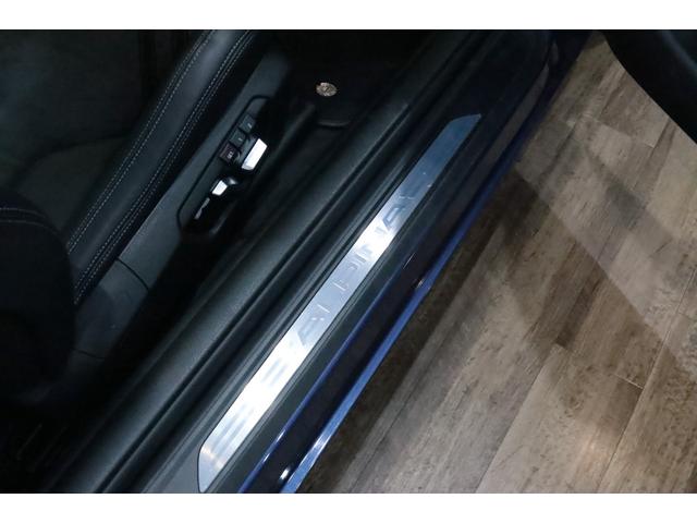 Ｂ４ Ｓビターボ　エディション９９　クーペ　右ハンドル／世界限定９９台／Ｎｏ．１３／ＡＣＣ／ＨＵＤ／オプションカラ－／専用装備／トップ＆サイドビュ－カメラ／シ－トヒ－タ－／ドライビングアシスト／レ－ンチェンジウォ－ニング／ＬＥＤ／パドルシフト／（39枚目）
