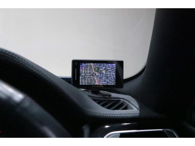 Ｂ４ Ｓビターボ　エディション９９　クーペ　右ハンドル／世界限定９９台／Ｎｏ．１３／ＡＣＣ／ＨＵＤ／オプションカラ－／専用装備／トップ＆サイドビュ－カメラ／シ－トヒ－タ－／ドライビングアシスト／レ－ンチェンジウォ－ニング／ＬＥＤ／パドルシフト／（68枚目）