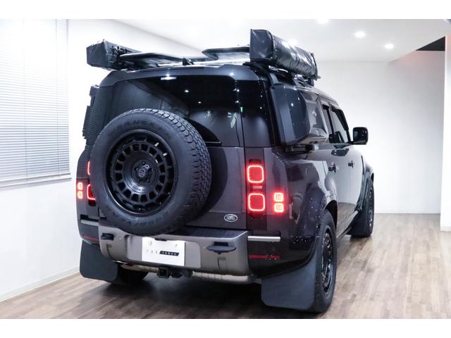 ディフェンダー 110X-ダイナミックHSE D300 電動サステップ/パノラマサンル-フ/JAMES BAROUDオ-ニング/BLACK RHINO20AW/HSX/ヒッチメンバ-/FRONT RUNNERカッティングボ-ド/ル-フラック/マッドフラップ(42枚目)