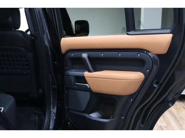 ディフェンダー 110X-ダイナミックHSE D300 電動サステップ/パノラマサンル-フ/JAMES BAROUDオ-ニング/BLACK RHINO20AW/HSX/ヒッチメンバ-/FRONT RUNNERカッティングボ-ド/ル-フラック/マッドフラップ(53枚目)