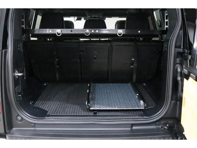 ディフェンダー 110X-ダイナミックHSE D300 電動サステップ/パノラマサンル-フ/JAMES BAROUDオ-ニング/BLACK RHINO20AW/HSX/ヒッチメンバ-/FRONT RUNNERカッティングボ-ド/ル-フラック/マッドフラップ(63枚目)