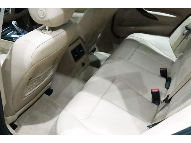 ３シリーズ ３２０ｉ　ｘＤｒｉｖｅツーリング　ラグジュアリー　４ＷＤ／オプションカラー／ベージュレザー／専用装備／アクティブクルーズコントロール／シートヒーター／電動テールゲート／インテリジェントセーフティ／コンフォートアクセス／バックカメラ／シートメモリー（11枚目）