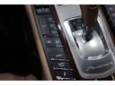 ４Ｓ　スポーツクロノパッケ－ジ／ＳＲ／スポエキ／ソフトクロ－ズ／ＯＰ色／電動ＳＲ／ＢＯＳＥ／Ｅ＆Ｄ／２０ＡＷ／ＰＤＬＳ／前後シ－トＨ／ベンチレ－タ－／レッドメ－タ－／ＬＣＷ／ステアリングＨ／３６０度カメラ（47枚目）