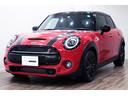 ＭＩＮＩ クーパーＳ　１オーナー／エナジェティックスタイル／Ｐｅｐｐｅｒパッケージ／地デジ／タイヤ新品／カメラ＆パーキングアシストパッケージ／ピアノブラックエクステリア／Ｙｏｕｒｓインテリアイルミネーテッド／（6枚目）