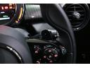 クーパーＳ　６０イヤーズエディション　専用装備／１オ－ナ－／ＭＩＮＩ誕生６０周年記念／１オーナー／レーシンググリーン／レザーラウンジダークマロン／カメラ＆パーキングアシストパッケージ／ドライビングモード／ペッパーパッケージ／シートヒータ－（76枚目）