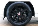 Fペイス R-ダイナミック HSE P250 1オ-ナ-/後期/ブラックエクステリアパック/専用ボディキット/マ-ズレッドレザ-スポ-ツシ-ト/20AW/タイヤ新品/11.4インチタッチスクリ-ン/ワイヤレスAppleCarPlay/3Dカメラ(5枚目)