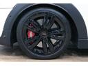 17インチ アロイ・ホイールJohn Cooper Worksトラック・スポーク ブラック装備!!