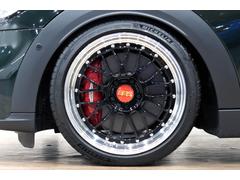 オプションのＢＢＳ×　ＡＭＳＥＣＨＳ　ＢＢＳ　ＬＭ１８インチアルミホイール（￥６３３，６００）装備！！ 4