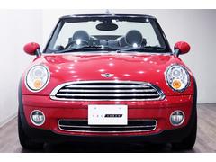 ＭＩＮＩ クーパー　コンバーチブル　ブラックレザ−　シ−トヒ−タ−　１６インチアルミ 9572479A30250619W002 3