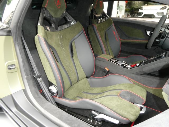 ウラカン ステラート　ＬＰ６１０－４　世界限定１４９９台　ＯＰ６４１　走行９５ｋｍ　ＯＰ６４１　プロテクションフィルム　３年メンテナンスＰＫＧ加入　マットブラック鍛造１９ＡＷ　リアカメラ　アルカンターラダッシュ／ルーフ／ステアリング　カーボンスポーツシート（71枚目）