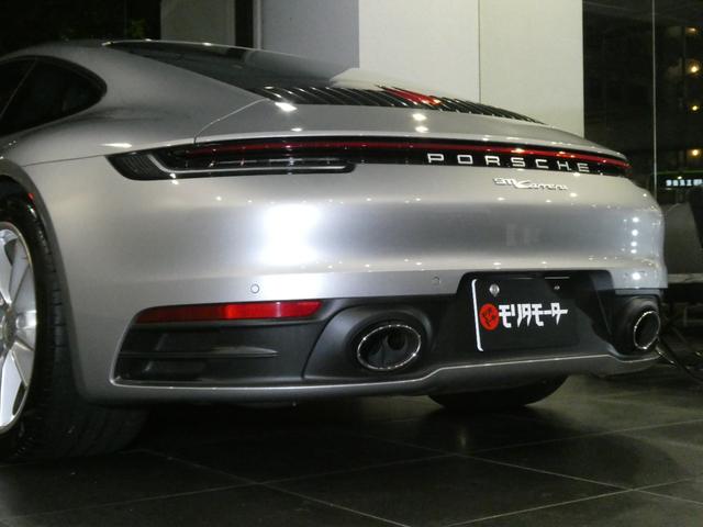 ９１１ ９１１カレラ　ＰＣアプルーブド保証２０２６年４月　スポーツエグゾースト　スポーツクロノＰＫＧ　マットカーボンインテリアＰＫＧ　ＧＴスポーツステアリング　ポルシェクレストエンボスヘッドレスト　毎年ＰＣ正規Ｄ記録簿５枚　禁煙車（24枚目）