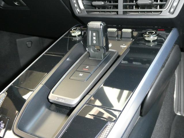 ９１１ ９１１カレラ　ＰＣアプルーブド保証２０２６年４月　スポーツエグゾースト　スポーツクロノＰＫＧ　マットカーボンインテリアＰＫＧ　ＧＴスポーツステアリング　ポルシェクレストエンボスヘッドレスト　毎年ＰＣ正規Ｄ記録簿５枚　禁煙車（46枚目）