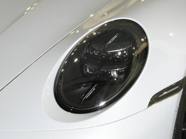 ９１１ ９１１カレラＧＴＳ　カブリオレ　走行９５ｋｍ　左Ｈ　屋内保管　禁煙車　１４ｗａｙスポーツシート　ＨＤマトリックスＬＥＤライト（ティンテッド）　ＰＡＳＭ　ＢＯＳＥサラウンドサウンドシステム　ポルシェクレストエンボスヘッドレスト（12枚目）