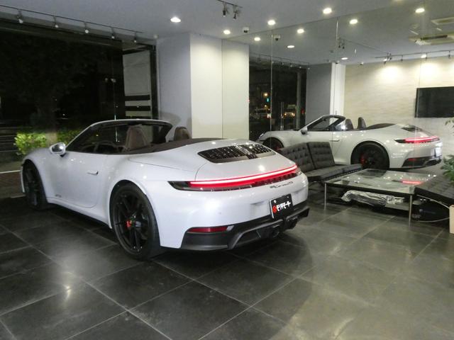 ９１１ ９１１カレラＧＴＳ　カブリオレ　走行９５ｋｍ　左Ｈ　屋内保管　禁煙車　１４ｗａｙスポーツシート　ＨＤマトリックスＬＥＤライト（ティンテッド）　ＰＡＳＭ　ＢＯＳＥサラウンドサウンドシステム　ポルシェクレストエンボスヘッドレスト（25枚目）