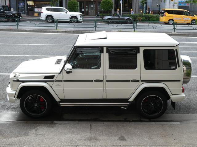 Ｇクラス Ｇ６３　最終モデル　右ハンドル　走行１．５万ｋｍ　毎年全ＭＢ席ディーラー記録簿７枚保管　ｄｅｓｉｇｎｏエクスクルーシブインテリアＰＫＧ　ミスティックホワイト　ＡｐｐｌｅＣａｒＰｌａｙ／ＡｎｄｒｏｉｄＡｕｔｏ対応後期型８インチナビ　屋内保管禁煙車両（8枚目）
