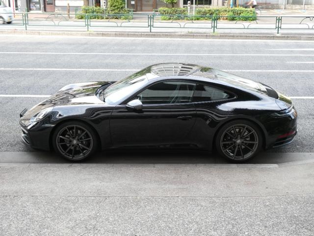 ９１１ ９１１カレラＴ　４人乗り　７速ＭＴ　左Ｈ　走行１０００ｋｍ　メーカー新車保証付　１オーナー　屋内保管禁煙　シートベンチレーション　ＬＥＤヘッドライト（ＰＤＬＳ＋）　レザーシート　ＥｘｃｌｕｓｉｖｅＤｅｓｉｇｎテールライト　エクステリアカラー同色インテリアＰＫＧ（8枚目）