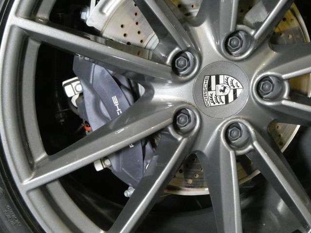 ９１１ ９１１カレラＴ　４人乗り　７速ＭＴ　左Ｈ　走行１０００ｋｍ　メーカー新車保証付　１オーナー　屋内保管禁煙　シートベンチレーション　ＬＥＤヘッドライト（ＰＤＬＳ＋）　レザーシート　ＥｘｃｌｕｓｉｖｅＤｅｓｉｇｎテールライト　エクステリアカラー同色インテリアＰＫＧ（31枚目）