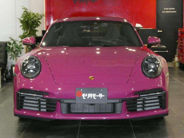 ９１１ ９１１ターボＳ　走行０．２万ｋｍ　左ハンドル　新車保証付　ＰＣＣＢブラックキャリパー　スポーツエグゾーストシステム　Ｆリフティング　ＰＡＳＭ付スポーツサス　ティンテッドＬＥＤマトリックス　スポーツクロノ　２０／２１ＥｘｃｌｕｓｉｖｅデザインＡＷ（2枚目）