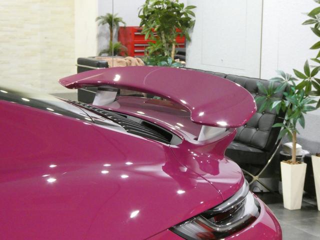 ９１１ ９１１ターボＳ　走行０．２万ｋｍ　左ハンドル　新車保証付　ＰＣＣＢブラックキャリパー　スポーツエグゾーストシステム　Ｆリフティング　ＰＡＳＭ付スポーツサス　ティンテッドＬＥＤマトリックス　スポーツクロノ　２０／２１ＥｘｃｌｕｓｉｖｅデザインＡＷ（27枚目）