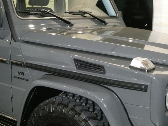 Ｇクラス Ｇ５５Ｌ　ＡＭＧ　ディーラー記録簿１１回　走行４．８万ｋｍ　５．５Ｌ　Ｖ８スーパーチャージャー　Ｆｅｒｒａｒｉ純正ヒストリックカラー　グリジオスクーロ／ＰＰＧ　ＮＩＴＴＯ　ＭＴタイヤ　クリアガラス　背面タイヤ反転ブラケット　ＣＡＲＯＺＺＥＲＩＡナビ　ドラレコ（16枚目）