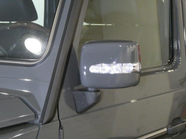 Ｇクラス Ｇ５５Ｌ　ＡＭＧ　ディーラー記録簿１１回　走行４．８万ｋｍ　５．５Ｌ　Ｖ８スーパーチャージャー　Ｆｅｒｒａｒｉ純正ヒストリックカラー　グリジオスクーロ／ＰＰＧ　ＮＩＴＴＯ　ＭＴタイヤ　クリアガラス　背面タイヤ反転ブラケット　ＣＡＲＯＺＺＥＲＩＡナビ　ドラレコ（19枚目）
