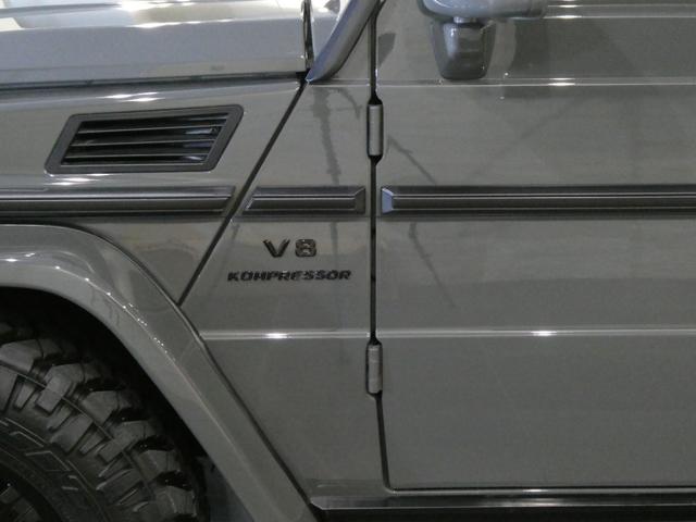 Ｇクラス Ｇ５５Ｌ　ＡＭＧ　ディーラー記録簿１１回　走行４．８万ｋｍ　５．５Ｌ　Ｖ８スーパーチャージャー　Ｆｅｒｒａｒｉ純正ヒストリックカラー　グリジオスクーロ／ＰＰＧ　ＮＩＴＴＯ　ＭＴタイヤ　クリアガラス　背面タイヤ反転ブラケット　ＣＡＲＯＺＺＥＲＩＡナビ　ドラレコ（20枚目）