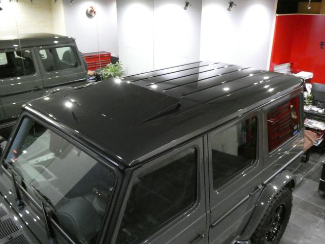 Ｇクラス Ｇ５５Ｌ　ＡＭＧ　ディーラー記録簿１１回　走行４．８万ｋｍ　５．５Ｌ　Ｖ８スーパーチャージャー　Ｆｅｒｒａｒｉ純正ヒストリックカラー　グリジオスクーロ／ＰＰＧ　ＮＩＴＴＯ　ＭＴタイヤ　クリアガラス　背面タイヤ反転ブラケット　ＣＡＲＯＺＺＥＲＩＡナビ　ドラレコ（25枚目）