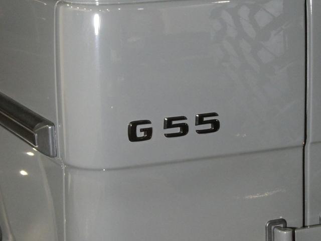 Ｇクラス Ｇ５５Ｌ　ＡＭＧ　ディーラー記録簿１１回　走行４．８万ｋｍ　５．５Ｌ　Ｖ８スーパーチャージャー　Ｆｅｒｒａｒｉ純正ヒストリックカラー　グリジオスクーロ／ＰＰＧ　ＮＩＴＴＯ　ＭＴタイヤ　クリアガラス　背面タイヤ反転ブラケット　ＣＡＲＯＺＺＥＲＩＡナビ　ドラレコ（28枚目）