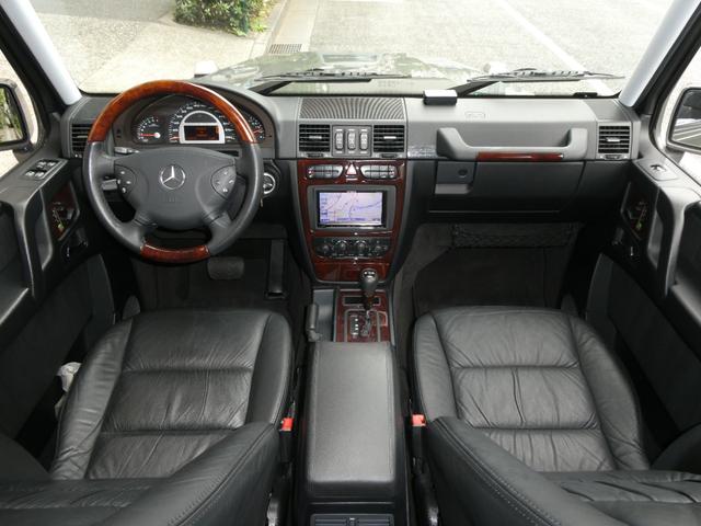 Ｇクラス Ｇ５５Ｌ　ＡＭＧ　ディーラー記録簿１１回　走行４．８万ｋｍ　５．５Ｌ　Ｖ８スーパーチャージャー　Ｆｅｒｒａｒｉ純正ヒストリックカラー　グリジオスクーロ／ＰＰＧ　ＮＩＴＴＯ　ＭＴタイヤ　クリアガラス　背面タイヤ反転ブラケット　ＣＡＲＯＺＺＥＲＩＡナビ　ドラレコ（36枚目）