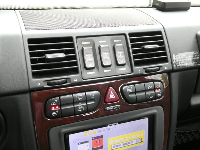 Ｇクラス Ｇ５５Ｌ　ＡＭＧ　ディーラー記録簿１１回　走行４．８万ｋｍ　５．５Ｌ　Ｖ８スーパーチャージャー　Ｆｅｒｒａｒｉ純正ヒストリックカラー　グリジオスクーロ／ＰＰＧ　ＮＩＴＴＯ　ＭＴタイヤ　クリアガラス　背面タイヤ反転ブラケット　ＣＡＲＯＺＺＥＲＩＡナビ　ドラレコ（39枚目）