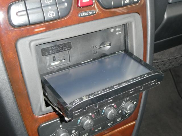 Ｇクラス Ｇ５５Ｌ　ＡＭＧ　ディーラー記録簿１１回　走行４．８万ｋｍ　５．５Ｌ　Ｖ８スーパーチャージャー　Ｆｅｒｒａｒｉ純正ヒストリックカラー　グリジオスクーロ／ＰＰＧ　ＮＩＴＴＯ　ＭＴタイヤ　クリアガラス　背面タイヤ反転ブラケット　ＣＡＲＯＺＺＥＲＩＡナビ　ドラレコ（43枚目）