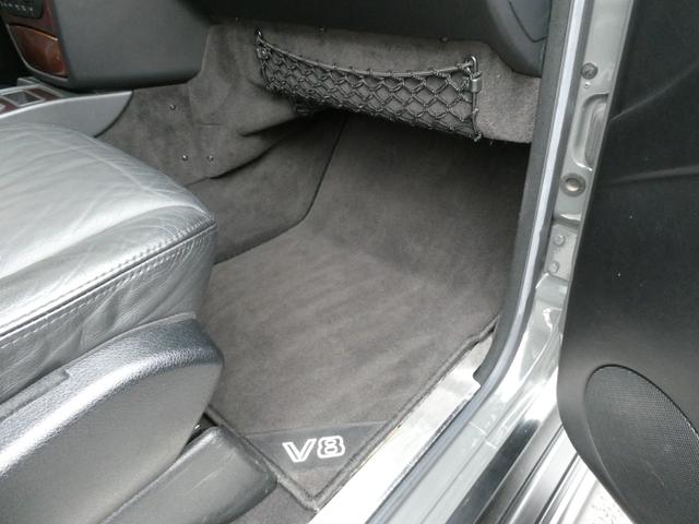 Ｇクラス Ｇ５５Ｌ　ＡＭＧ　ディーラー記録簿１１回　走行４．８万ｋｍ　５．５Ｌ　Ｖ８スーパーチャージャー　Ｆｅｒｒａｒｉ純正ヒストリックカラー　グリジオスクーロ／ＰＰＧ　ＮＩＴＴＯ　ＭＴタイヤ　クリアガラス　背面タイヤ反転ブラケット　ＣＡＲＯＺＺＥＲＩＡナビ　ドラレコ（66枚目）