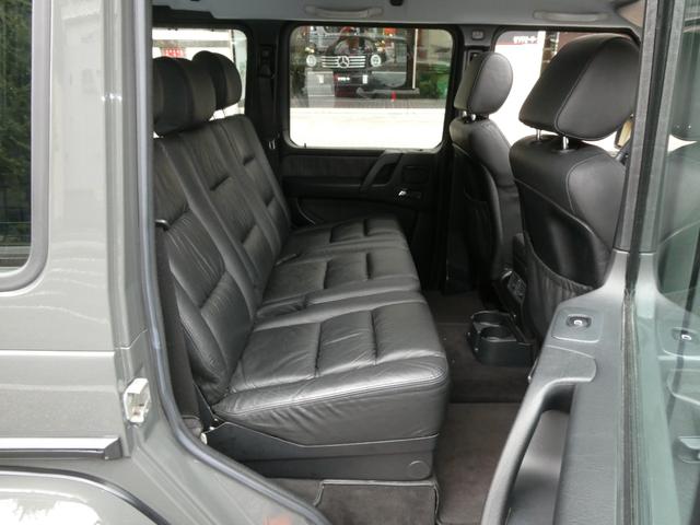 Ｇクラス Ｇ５５Ｌ　ＡＭＧ　ディーラー記録簿１１回　走行４．８万ｋｍ　５．５Ｌ　Ｖ８スーパーチャージャー　Ｆｅｒｒａｒｉ純正ヒストリックカラー　グリジオスクーロ／ＰＰＧ　ＮＩＴＴＯ　ＭＴタイヤ　クリアガラス　背面タイヤ反転ブラケット　ＣＡＲＯＺＺＥＲＩＡナビ　ドラレコ（68枚目）