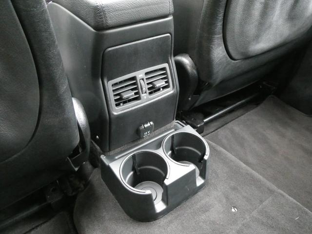 Ｇクラス Ｇ５５Ｌ　ＡＭＧ　ディーラー記録簿１１回　走行４．８万ｋｍ　５．５Ｌ　Ｖ８スーパーチャージャー　Ｆｅｒｒａｒｉ純正ヒストリックカラー　グリジオスクーロ／ＰＰＧ　ＮＩＴＴＯ　ＭＴタイヤ　クリアガラス　背面タイヤ反転ブラケット　ＣＡＲＯＺＺＥＲＩＡナビ　ドラレコ（71枚目）