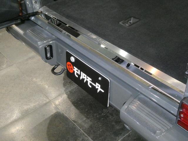 Ｇクラス Ｇ５５Ｌ　ＡＭＧ　ディーラー記録簿１１回　走行４．８万ｋｍ　５．５Ｌ　Ｖ８スーパーチャージャー　Ｆｅｒｒａｒｉ純正ヒストリックカラー　グリジオスクーロ／ＰＰＧ　ＮＩＴＴＯ　ＭＴタイヤ　クリアガラス　背面タイヤ反転ブラケット　ＣＡＲＯＺＺＥＲＩＡナビ　ドラレコ（77枚目）