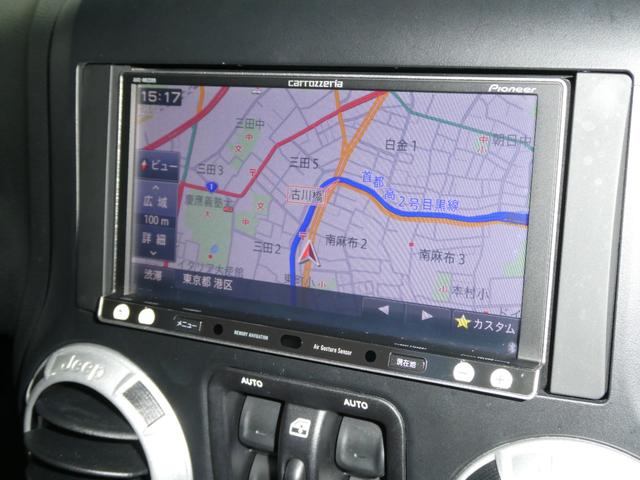 ジープ・ラングラーアンリミテッド サハラ　レザーＰＫＧ　前後ＲＵＧＧＥＤ　ＲＩＤＧＥバンパー　ＷＡＲＮ電動ウィンチ　ＲＡＮＣＨＯリフトアップショック／サス　前後ラテラルロッド　ＲＯＵＧＨ　ＣＯＵＮＴＲＹデュアルステアリングスタビ　ＣＡＲＯＺＺＥＲＩＡナビ／地デジ　１７ＡＷ　構造変更済（37枚目）