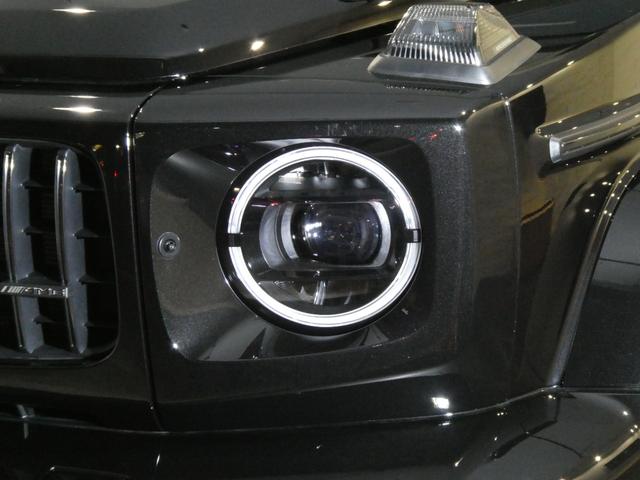 Gクラス G63 ローンチエディション 走行1800km ナイトPKG 屋内保管禁煙 AMGカーボンファイバートリム AMG21インチAW 右ハンドル 純正ドライブレコーダー360前後 AMGフロアマット リラクゼーション機能(11枚目)