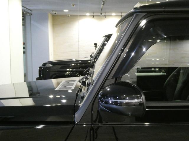 Gクラス G63 ローンチエディション 走行1800km ナイトPKG 屋内保管禁煙 AMGカーボンファイバートリム AMG21インチAW 右ハンドル 純正ドライブレコーダー360前後 AMGフロアマット リラクゼーション機能(16枚目)