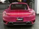 ９１１ ９１１ターボＳ　走行０．２万ｋｍ　左ハンドル　新車保証付　ＰＣＣＢブラックキャリパー　スポーツエグゾーストシステム　Ｆリフティング　ＰＡＳＭ付スポーツサス　ティンテッドＬＥＤマトリックス　スポーツクロノ　２０／２１ＥｘｃｌｕｓｉｖｅデザインＡＷ（6枚目）