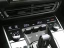 ９１１ターボＳ　走行０．２万ｋｍ　左ハンドル　新車保証付　ＰＣＣＢブラックキャリパー　スポーツエグゾーストシステム　Ｆリフティング　ＰＡＳＭ付スポーツサス　ティンテッドＬＥＤマトリックス　スポーツクロノ　２０／２１ＥｘｃｌｕｓｉｖｅデザインＡＷ（47枚目）