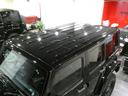 サハラ　レザーＰＫＧ　前後ＲＵＧＧＥＤ　ＲＩＤＧＥバンパー　ＷＡＲＮ電動ウィンチ　ＲＡＮＣＨＯリフトアップショック／サス　前後ラテラルロッド　ＲＯＵＧＨ　ＣＯＵＮＴＲＹデュアルステアリングスタビ　ＣＡＲＯＺＺＥＲＩＡナビ／地デジ　１７ＡＷ　構造変更済（21枚目）